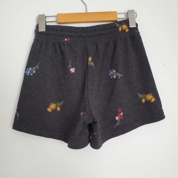 Kids Sweat Shorts Size L (10/12) - Picture 3 of 5